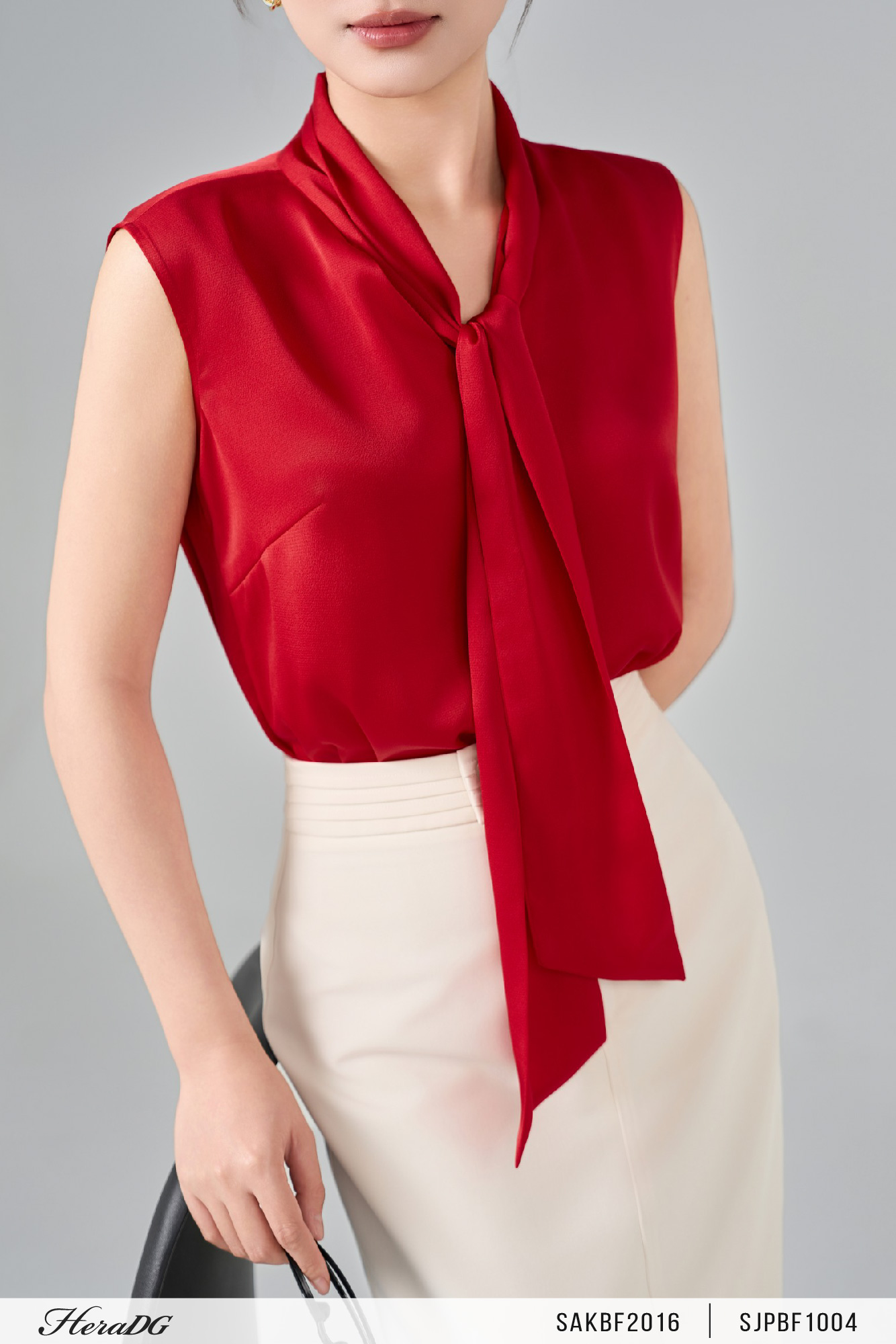 Ảnh của Áo kiểu cổ buộc nơ